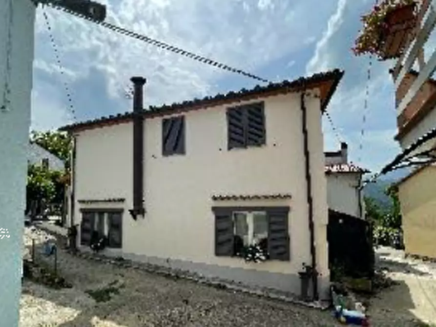 casa indipendente in vendita a Vernio in zona Costozze