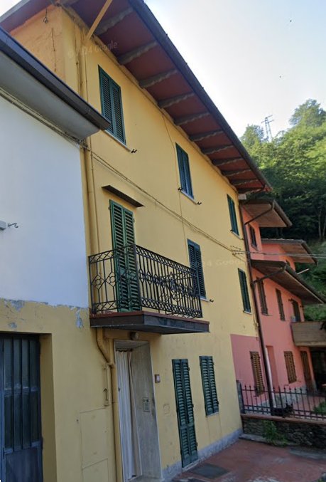 appartamento in vendita a Vernio in zona Sant'Ippolito