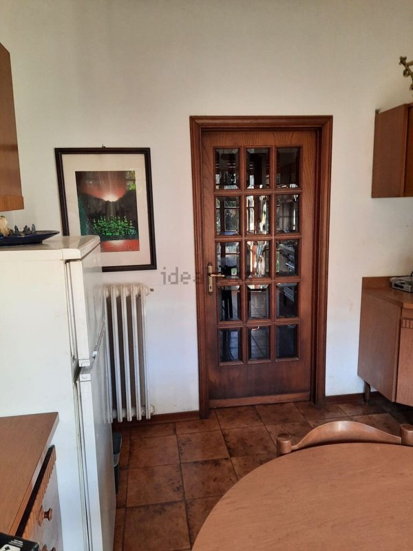 casa indipendente in vendita a Vernio