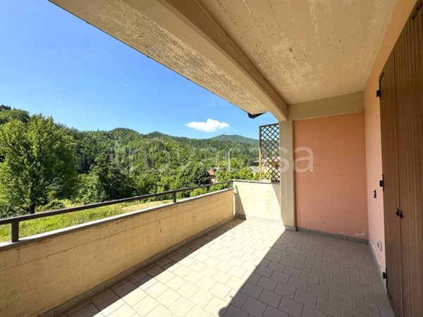 casa indipendente in vendita a Vernio in zona Montepiano