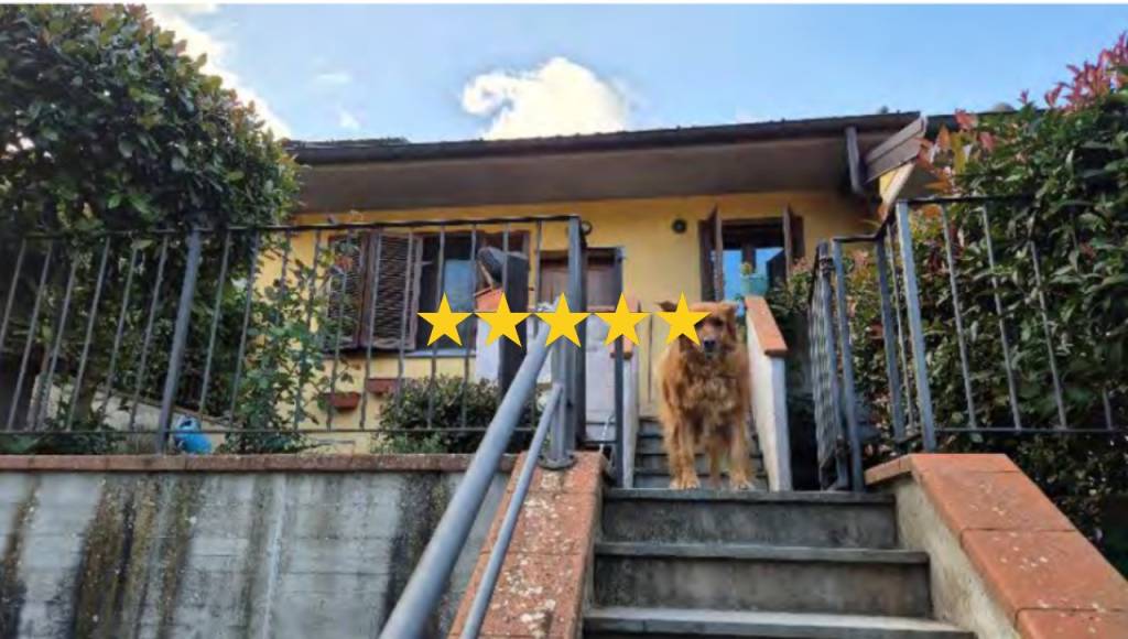 casa indipendente in vendita a Vernio
