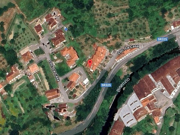 casa indipendente in vendita a Vernio