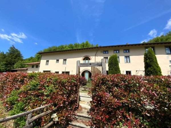 casa indipendente in vendita a Vernio in zona Montepiano