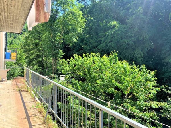 appartamento in vendita a Vernio in zona Montepiano
