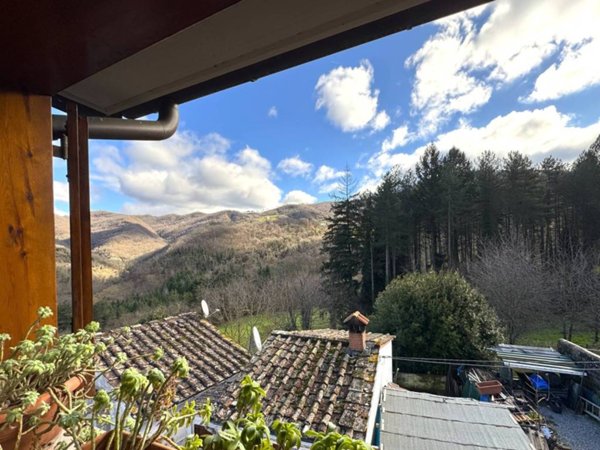 casa indipendente in vendita a Vernio in zona Terrigoli