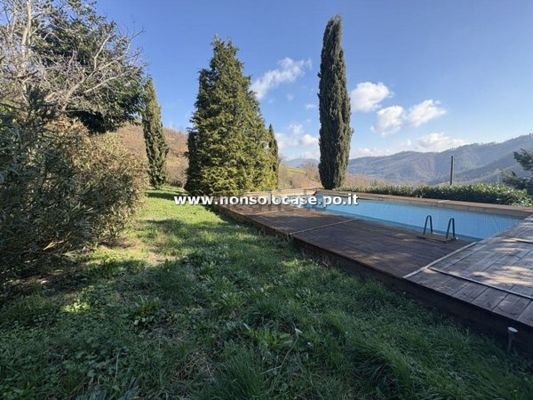 casa indipendente in vendita a Vernio