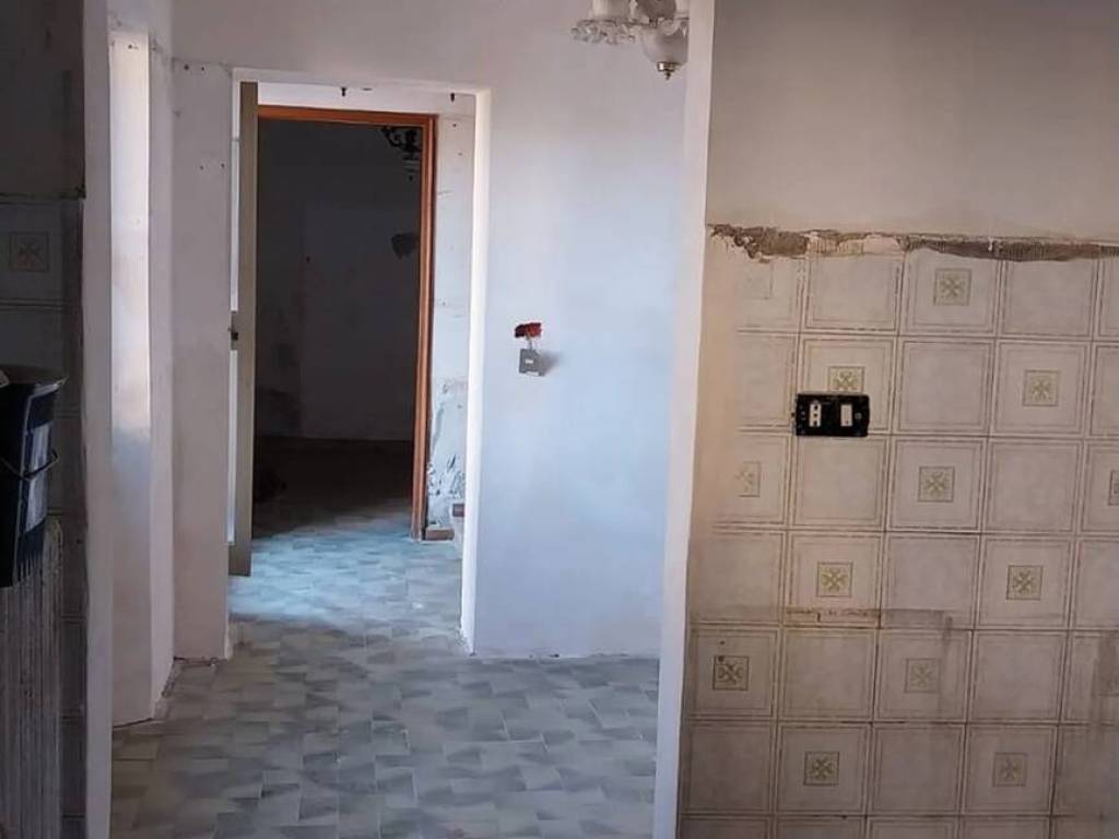 casa indipendente in vendita a Vernio in zona San Quirico