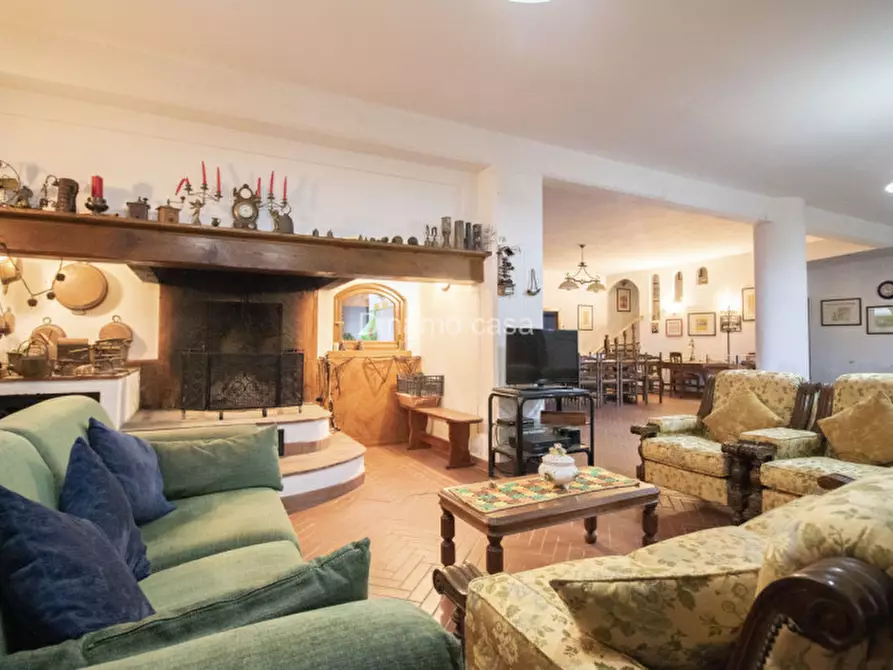 casa indipendente in vendita a Vernio