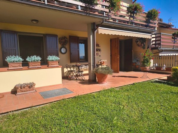 appartamento in vendita a Vernio in zona Cavarzano