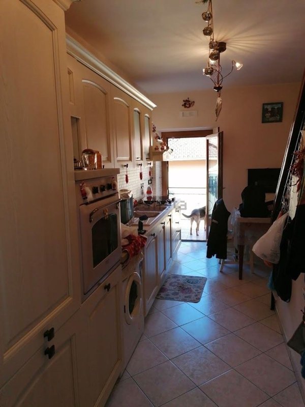 casa indipendente in vendita a Vernio in zona San Quirico