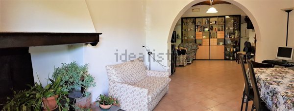 casa indipendente in vendita a Vernio in zona Sasseta