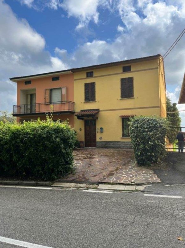 appartamento in vendita a Vernio in zona Sasseta