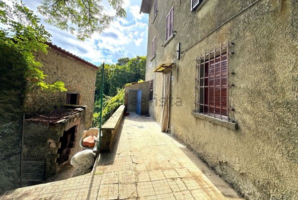 appartamento in vendita a Vernio