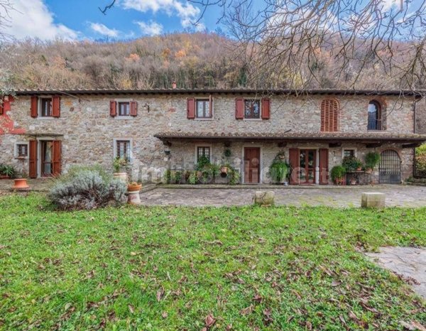 casale in vendita a Vernio in zona Terrigoli