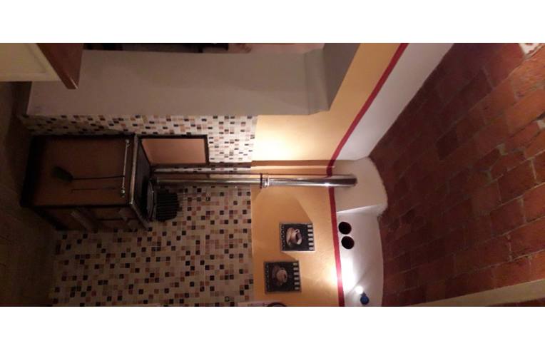 casa indipendente in vendita a Vernio in zona Terrigoli