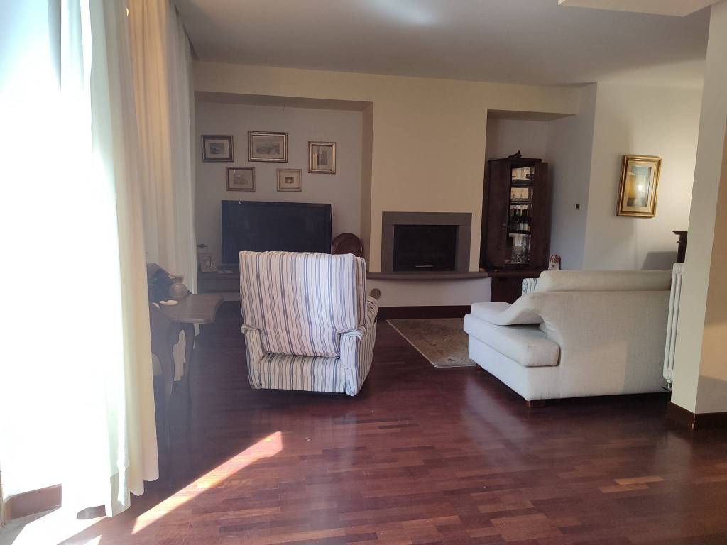 appartamento in vendita a Vernio in zona San Quirico