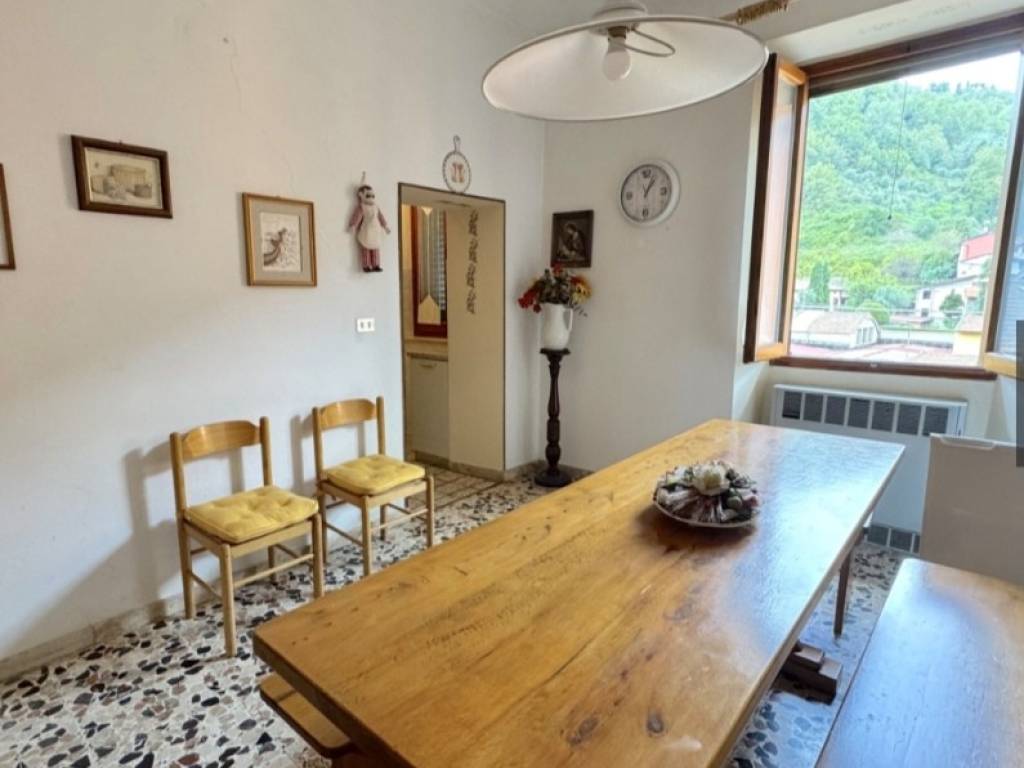 appartamento in vendita a Vernio in zona San Quirico