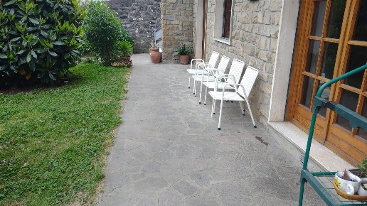 casa indipendente in vendita a Vernio in zona San Quirico