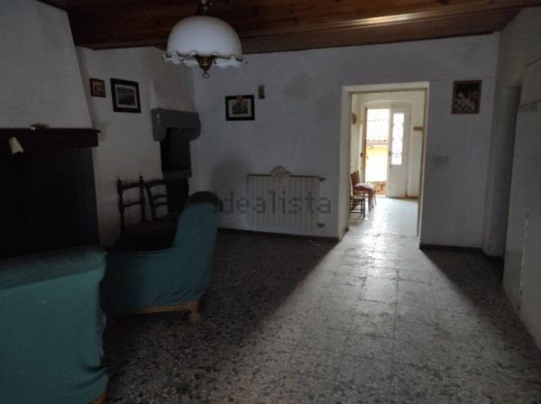 casa indipendente in vendita a Vernio in zona Costozze