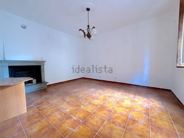 casa indipendente in vendita a Vernio