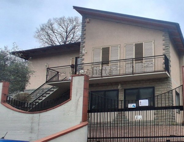 appartamento in vendita a Vernio