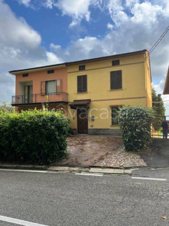 appartamento in vendita a Vernio in zona Sasseta