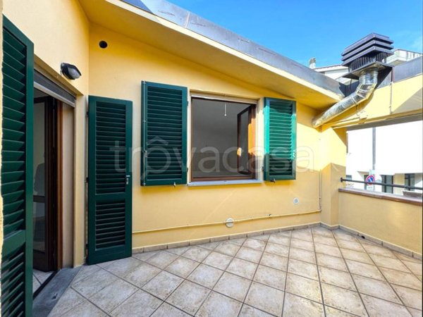 appartamento in vendita a Vernio in zona Mercatale Vernio
