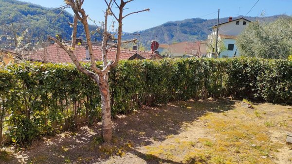 appartamento in vendita a Vernio in zona Sant'Ippolito