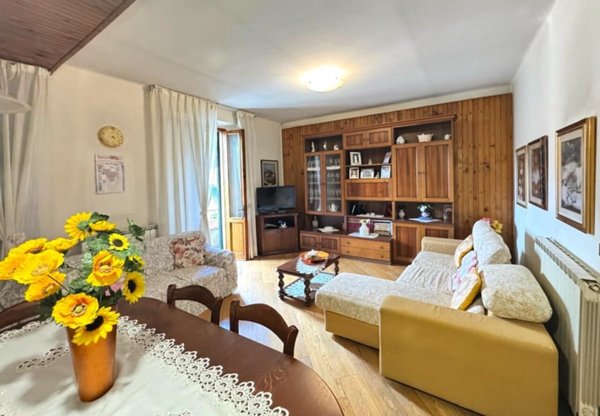 appartamento in vendita a Vernio in zona Montepiano