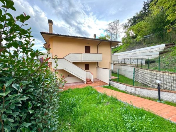 appartamento in vendita a Vernio in zona San Quirico
