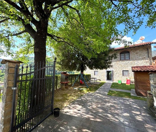pentavano in vendita a Vernio in zona San Quirico