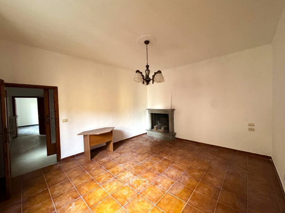 casa indipendente in vendita a Vernio in zona Mercatale Vernio