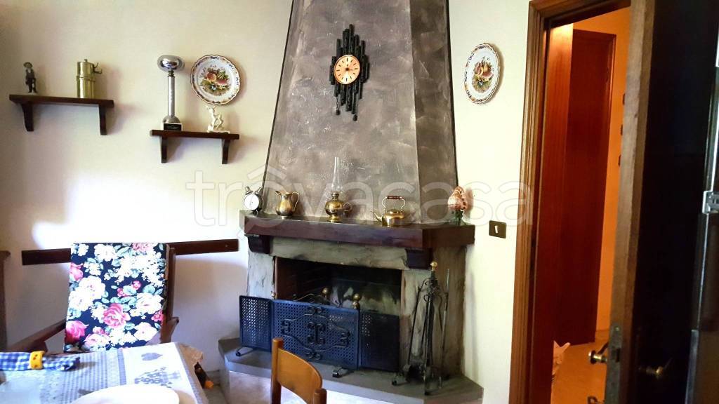 appartamento in vendita a Vernio in zona Montepiano