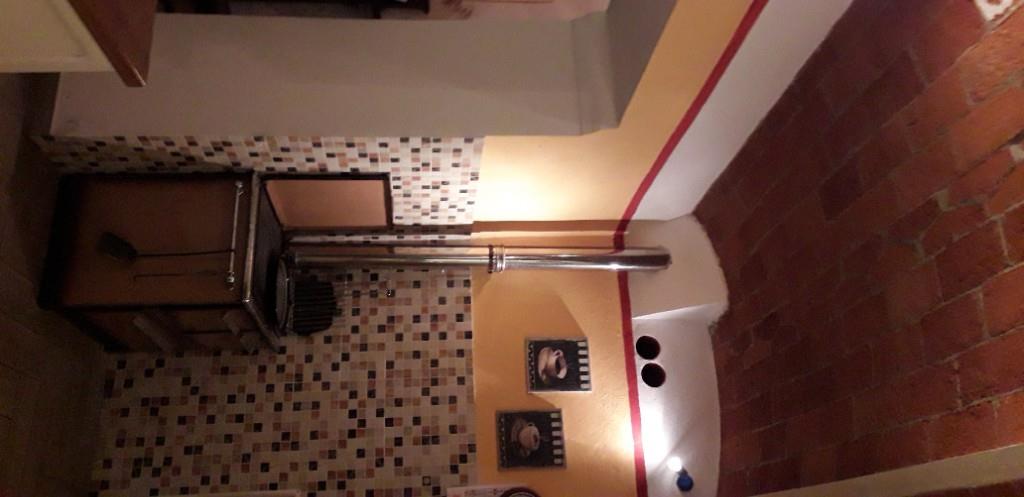 casa indipendente in vendita a Vernio in zona Terrigoli