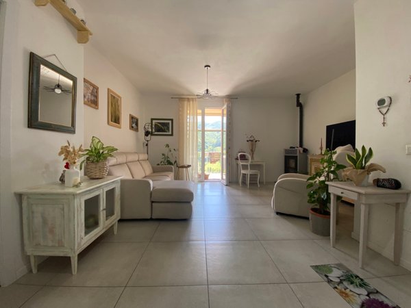 appartamento in vendita a Vernio