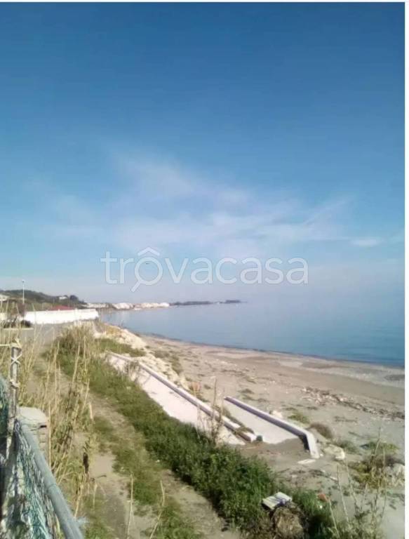casa indipendente in vendita a Cirò Marina