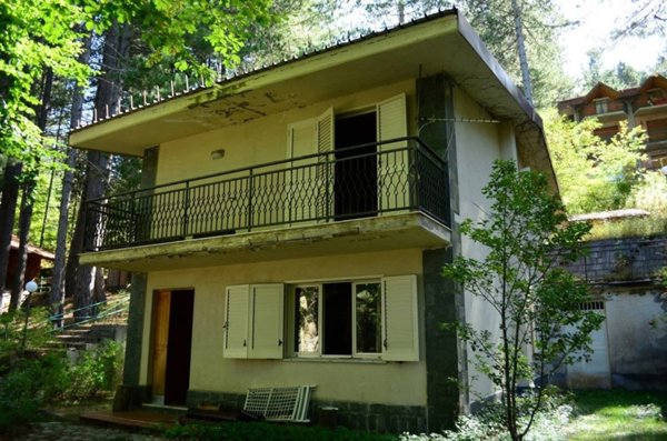 casa indipendente in vendita a Cotronei