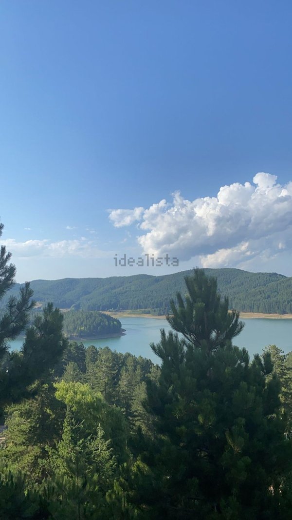 casa indipendente in vendita a Cotronei in zona Trepidò