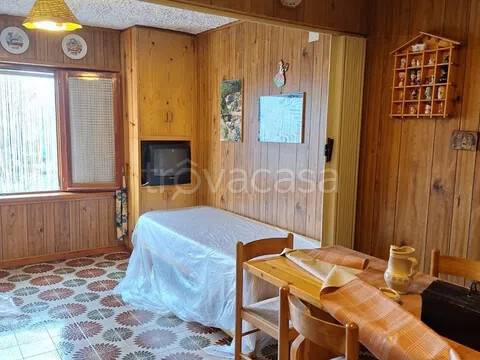 appartamento in vendita a Cotronei in zona Trepidò