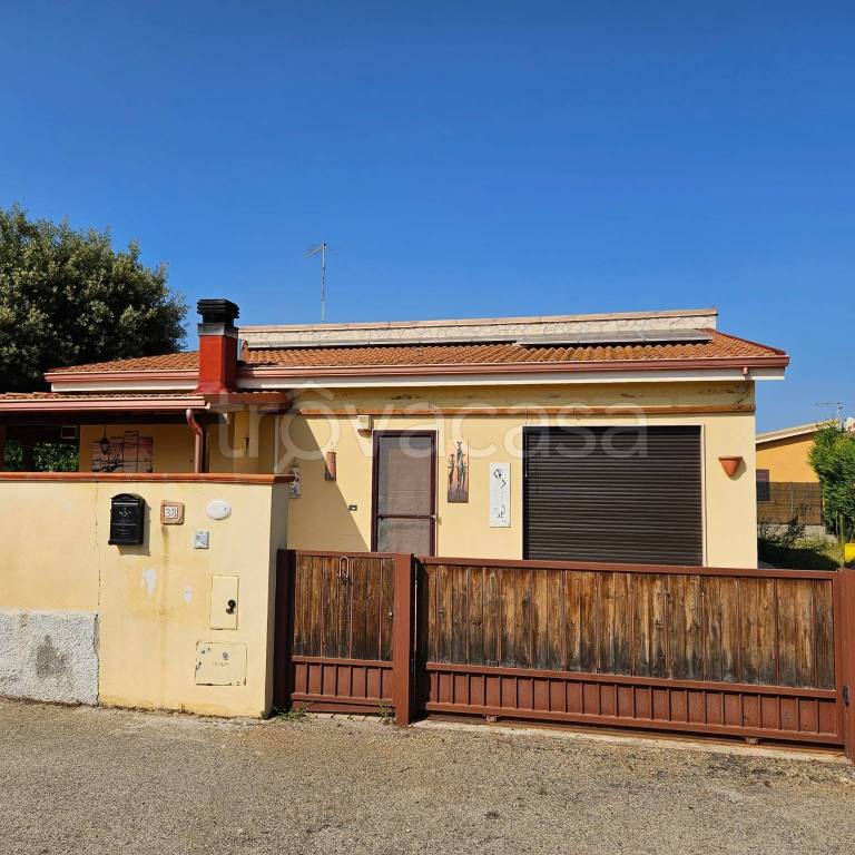 casa indipendente in vendita a Crotone in zona Margherita