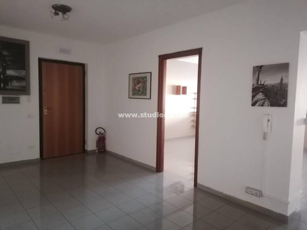 appartamento in vendita a Crotone in zona Farina
