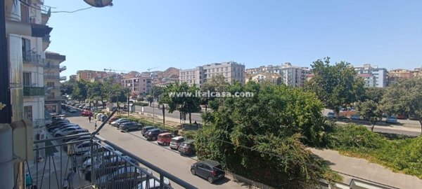 appartamento in vendita a Crotone in zona Centro Città