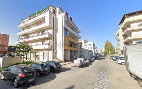 locale di sgombero in vendita a Crotone in zona Città Vecchia
