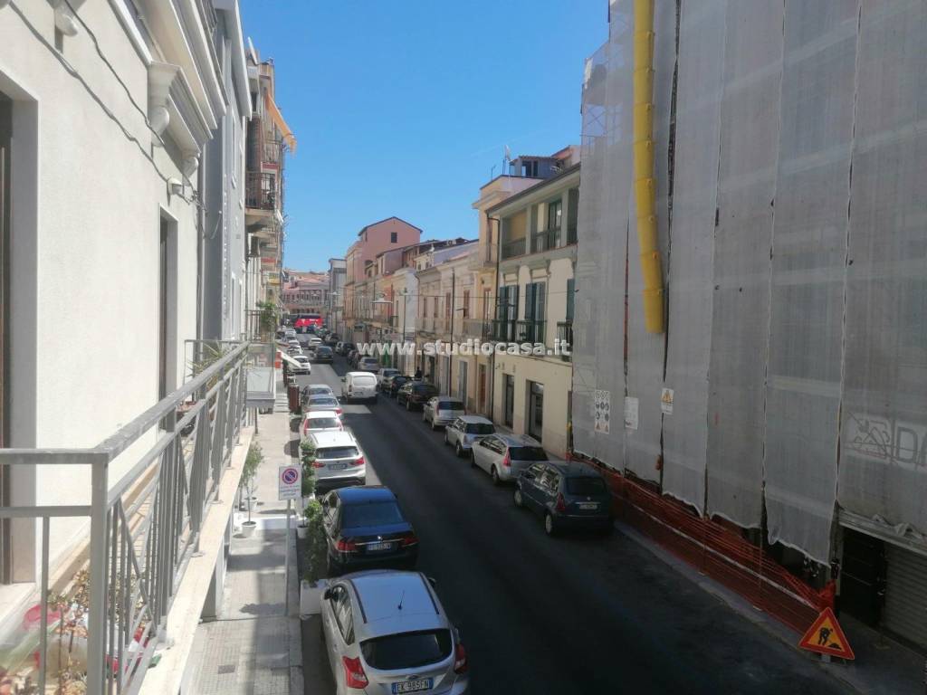 appartamento in vendita a Crotone in zona Centro Città