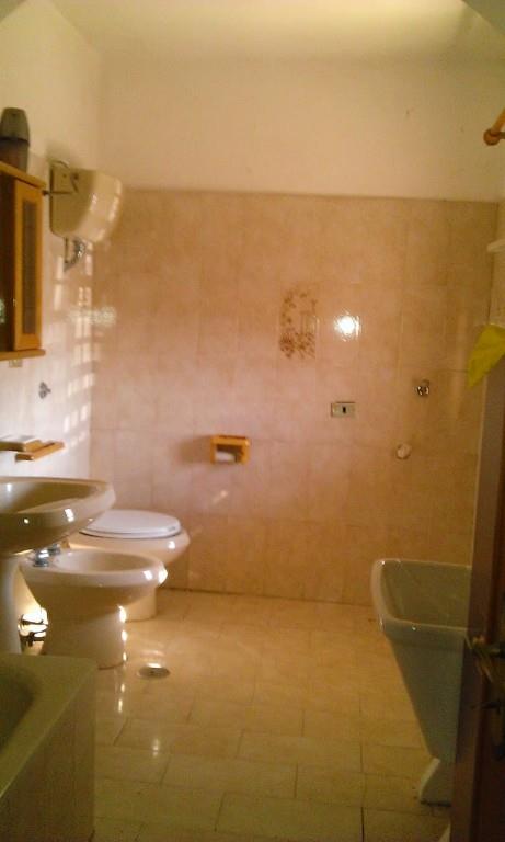 casa indipendente in vendita a Crotone