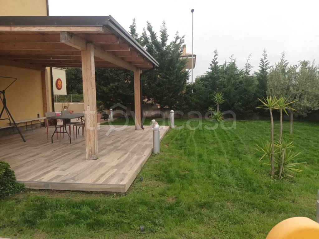 casa indipendente in vendita a Crotone