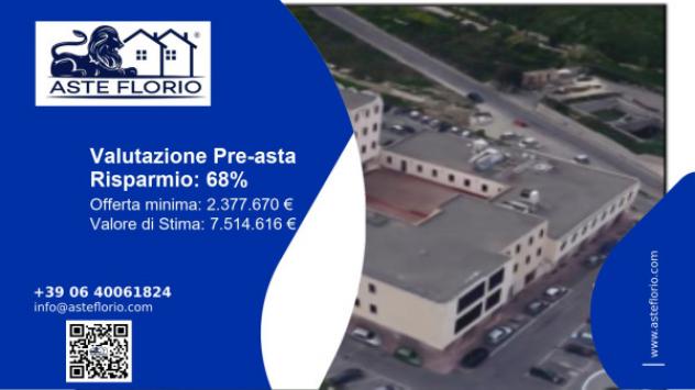 locale commerciale in vendita a Crotone