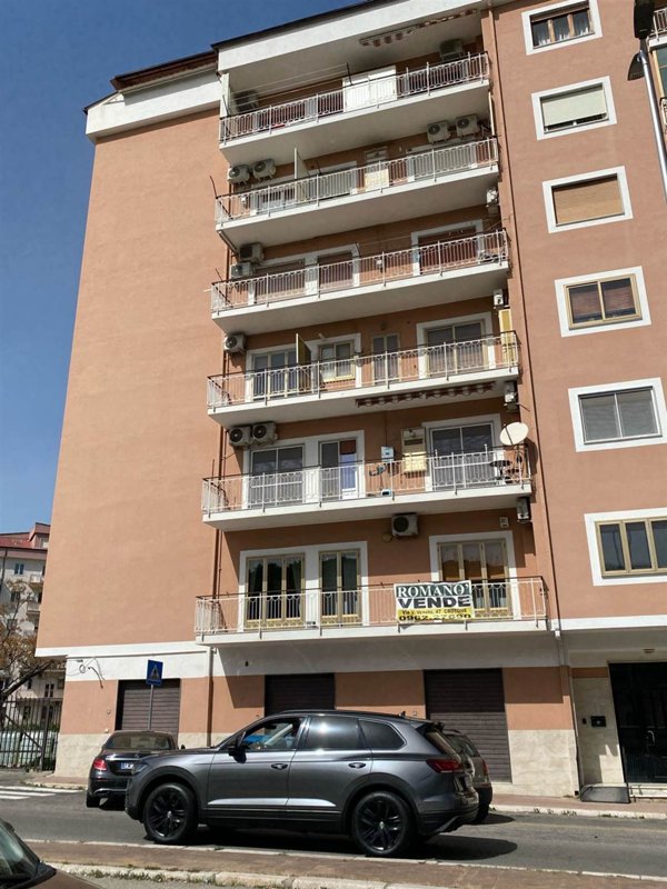 appartamento in vendita a Crotone in zona Centro Città