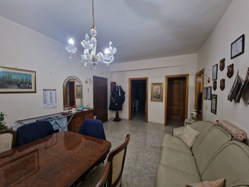 appartamento in vendita a Crotone in zona Centro Città