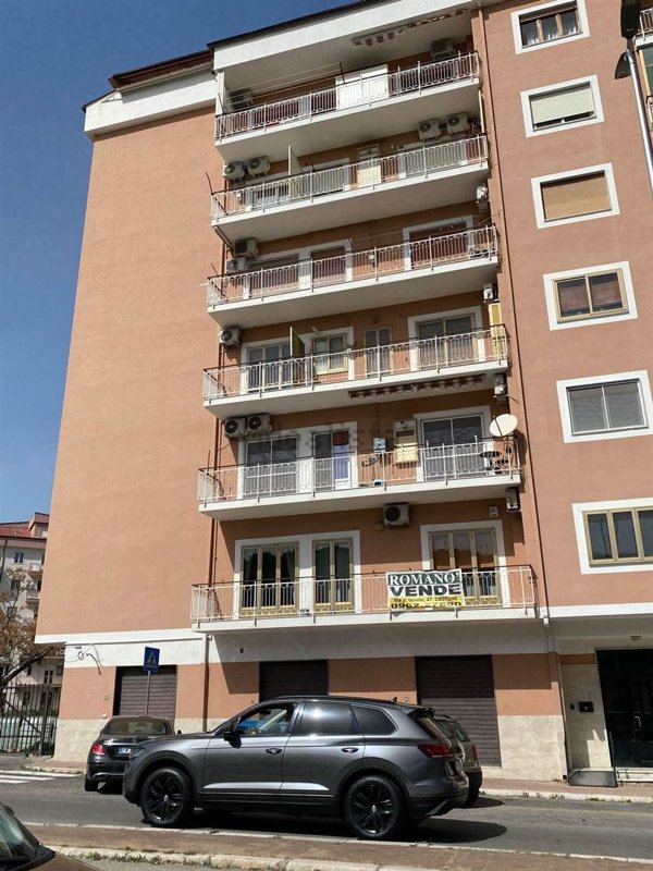 appartamento in vendita a Crotone in zona Centro Città